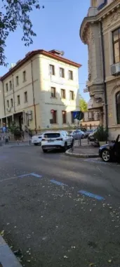 BDUL DACIA, PIATA GEMENI, 2 etaje SPATIU BIROURI