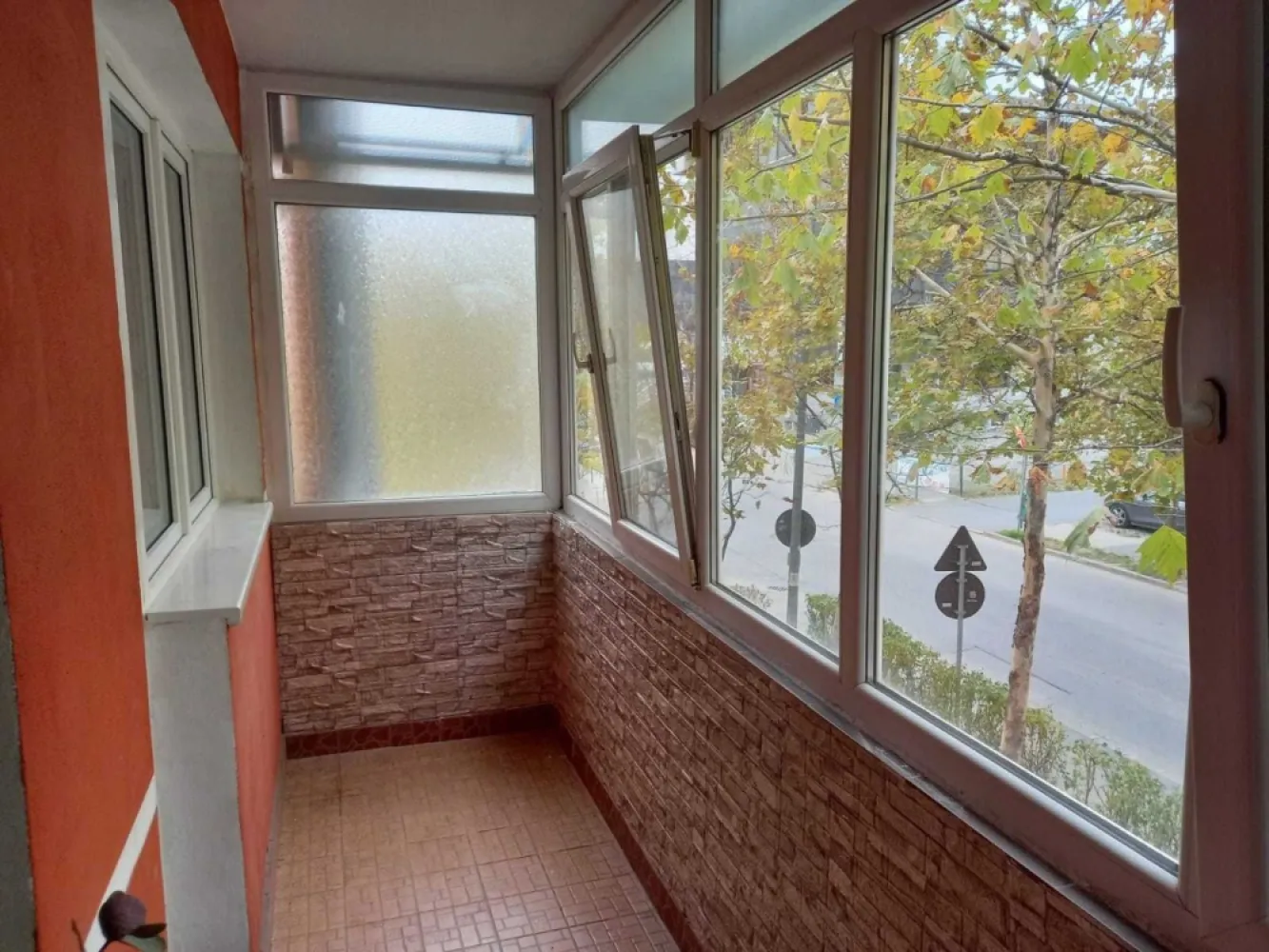 Garsoniera ANL Brâncuși lângă Centrul medical Brâncuși 42mp Etaj1/4