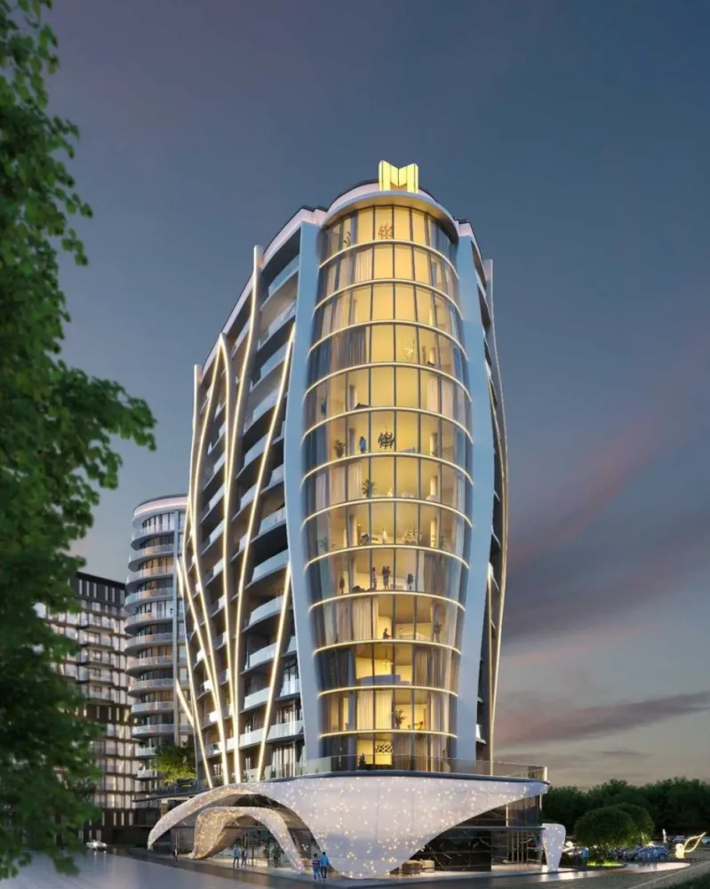 Eleganță și Inovație: Turnurile Elie Saab Herăstrău. - Vă mulțumim că ați ales să vă interesați de Elie Saab Towers, o operă de artă rezidențială situată în inima Bucureștiului. Această capodoperă reprezintă rezultatul unei colaborări remarcabile între brandul de modă de renume mondial, Elie Saab, și dezvoltatorul imobiliar de vârf, Metropolitan Developments. Despre Metropolitan Developments: Lider inovator în peisajul imobiliar din București, Metropolitan Developments și-a sculptat un nume pentru calitatea, durabilitatea și inovația proiectelor sale. Compania îmbină arhitectura remarcabilă cu cele mai recente progrese tehnologice, creând spații care nu numai că îndeplinesc, dar depășesc așteptările rezidenților. Dedicația Metropolitan Developments față de excelență și sustenabilitate, precum și angajamentul lor față de satisfacția clienților, le-a consolidat poziția de pionierat în domeniul imobiliar. Elie Saab Towers este o reflectare a viziunii combinate a acestor două entități puternice. Aici, rafinamentul și eleganța se întâlnesc cu inovația și funcționalitatea. Fiecare detaliu din complexul Elie Saab Towers este atent curat, de la designul estetic până la facilitățile de ultimă generație, garantând o experiență rezidențială de neegalat în inima orașului. • Experiența Metropolitan Developments: Capitalizând pe experiența vastă și pe meșteșugul meticulos al Metropolitan Developments, Elie Saab Towers oferă facilități de top, interioare rafinate și o construcție de neegalat, toate reflectând calitatea și angajamentul dezvoltatorului pentru excelență. • Centrul orașului și dincolo: În plus față de calitatea locuinței, locația Elie Saab Towers oferă rezidenților acces rapid la cele mai bune restaurante, buticuri și locuri de divertisment din București, precum Parcul Herăstrău și Mall Promenada.