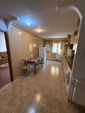 2 camere Sebastian