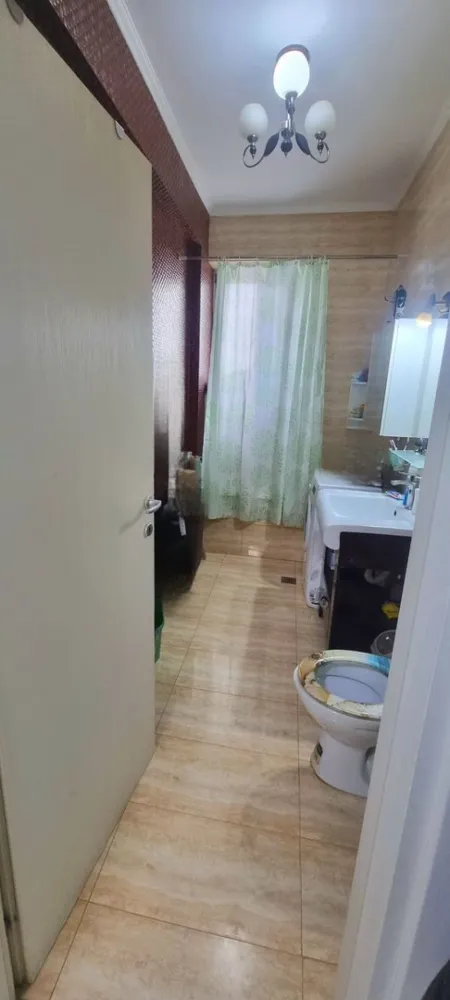 Apartament 2 camere Colentina-Fundeni - Va propun spre vanzare un apartament decomandat spatios de 2 camere 64mp+8mp balcon . Apartamentul dispune de centrala proprie si este partial mobilat . Apartamentul nu necesita renovare acesta fiind nou. Este situat intrun bloc construit in anul 2016. In zona colentina-dobroesti langa spitalul fundeni. In apropiere avem market-uri,scoala,gradinita,restaurante,saloane de beauty si minloc de transport la 2 minute distanta fata de imobil. Inclus in pretul apartamentului avem si 1 loc de parcare privat. Actele sunt la zi . Nu doresc sa fiu sunata de agentii