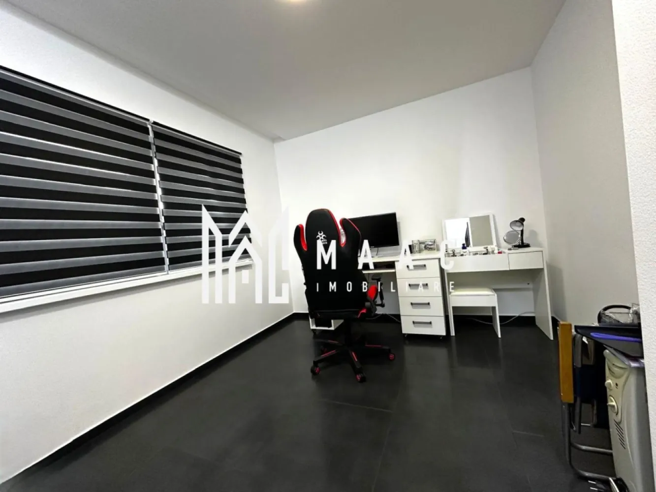 Casa tip duplex | 10 mpu | 4 camere | Curte 200mp | Arhitectilor