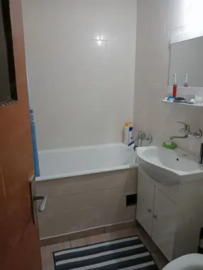 Particular vând schimb 3cam Piata Rahova
