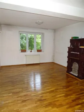 Vila 7 camere 285.000 euro, negociabil