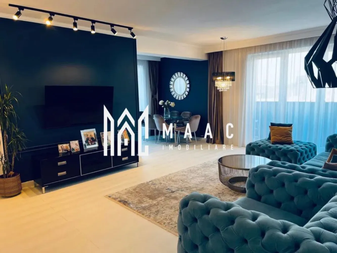 Penthouse 3 camere | 84 MPU | Terasa | Mobilat modern - MAAC Imobiliare va prezinta un Penthouse modern situat în cartierul City Residence, una dintre cele mai apreciate zone rezidențiale din Sibiu. Caracteristici: Compartimentare: fiecare metru pătrat este valorificat pentru funcționalitate. Proprietate „turn-key” – gata să devină imediat „acasă”, fără investiții suplimentare. Compartimentare apartament: Living: 34,51 mp Bucătărie: 6,52 mp Hol: 6,84 mp Dormitor 1: 13,18 mp Dormitor 2: 13,47 mp Baie 1: 4,35 mp Baie 2: 4,78 mp Terasă: 52 mp – un spațiu ideal pentru momente de relaxare în aer liber. Suprafață utilă: 84 mp Suprafață totală: 135,66 mp Facilități suplimentare: Terasă panoramică de 52 mp Blocul dispune de lift Loc de parcare suprateran dedicat, inclus în preț. Pentru mai multe detalii precizati telefonic ca ati vazut anuntul cu ID: CP2716842 }}