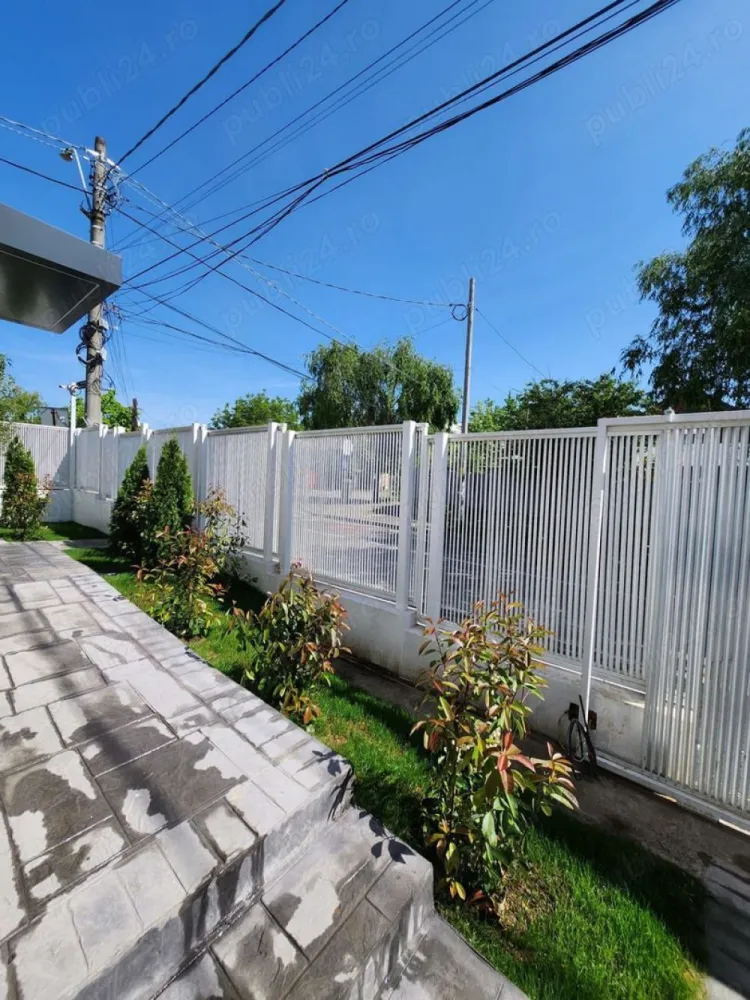Case de vanzare Bucurestii Noi Straulesti - Va prezentam spre vanzare un nou proiect imobiliar realizat de EMsia Construction Koncept, WHITE RESIDENCE, un complex deosebit, privat, format din 9 case single si cuplate. Toate finisajele interioare sunt de calitate superioara (gresie, faianta, parchet, obiecte sanitare, usi, etc.), sunt incluse in pretul caselor, acestea se predau la cheie si dispun de toate utilitatile necesare (apa-canal, gaze, curent, acces fibra optica Digi). Casele sunt economice energetic fiind prevăzute cu încalzire in pardoseala, sistem termic si fonic foarte eficient ce asigura o temperatura constanta tot timpul anului cu un consum minim de energie. Bransament electric 25 kw, posibilitate montare panouri fotovoltaice infrastructura deja existenta, priza incarcare auto putere 25 kw. Accesul in complex este automatizat si supravegheat video. Curtea este amenajata, iar fiiecare casa dispune de 2 locuri de parcare. WHITE RESIDENCE este situat intr-o zona linistita dar care raspunde tuturor nevoilor practice, precum accesul facil catre statiile de transport STB, Metrou, DN1 si DN7, Gara, Aeroportul Otopeni , magazine in apropriere. Detalii proiect: Localizare: Bulevardul Petrila, Nr. 7A-7E, Bucuresti, Sector 1. Regim inaltime: P+1E+Pod Suprafata utila: 105 mp Gradina amenajata+ doua locuri de parcare Parter: avem un hol elegant, grup sanitar, bucatarie moderna open-space, living luminos cu iesire direct in gradina amenajata. Etaj: acces prin scara de lemn, hol, 2 dormitoare spatioase, baie prevazuta cu cada pentru un plus de rasfat dupa o zi agitata. Podul: acces prin scara de lemn, hol, 2 dormitoare spatioase, baie prevazuta cu cabina de dus. Investeste in casa ta, intr-un stil de viata : prima casa la pret special de lansare proiect de doar 235.000 de euro (fa ra TVA). Planifica o vizionare!