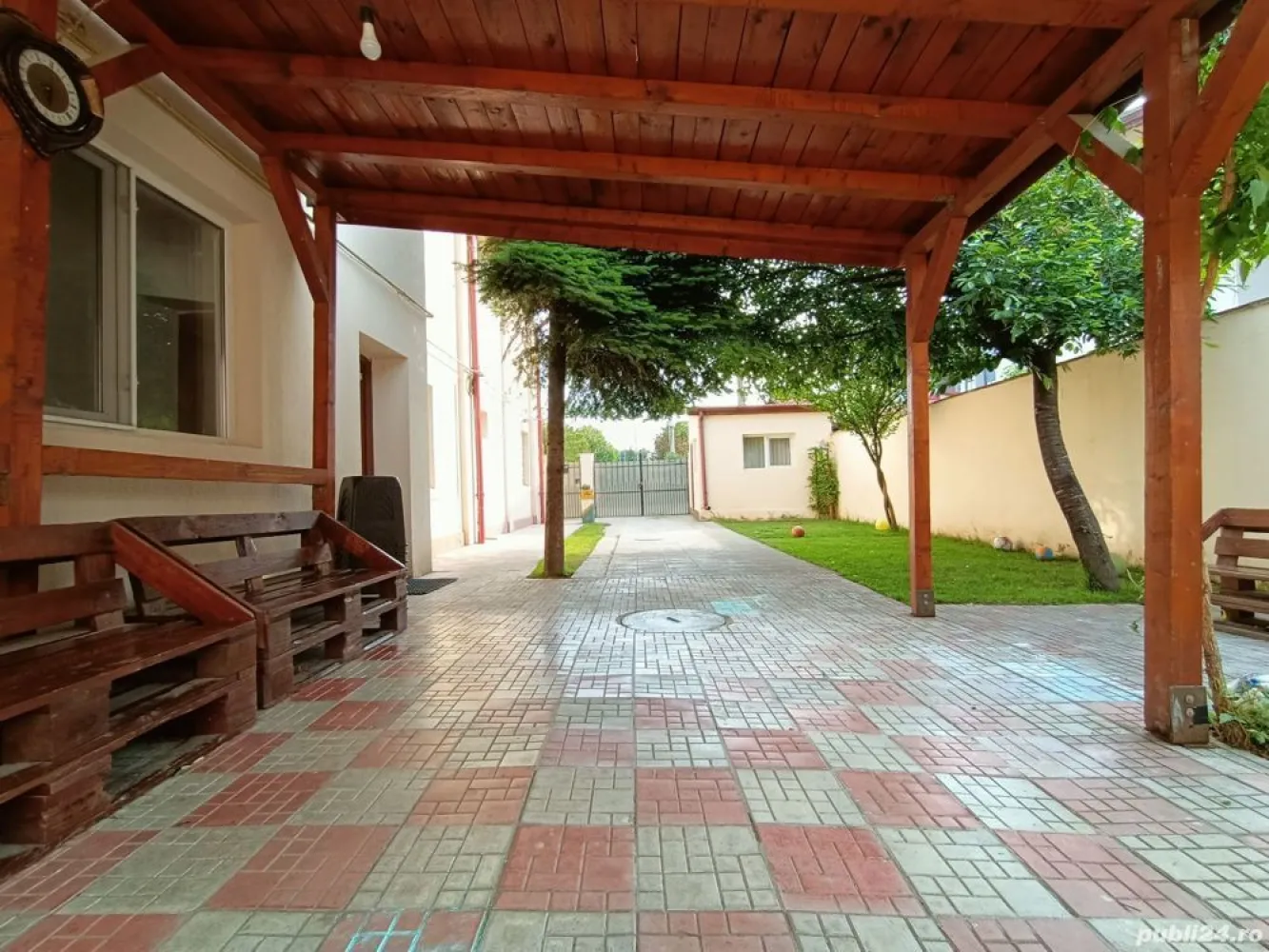 Casa 250mp 7 camere - Militari str. Orsova