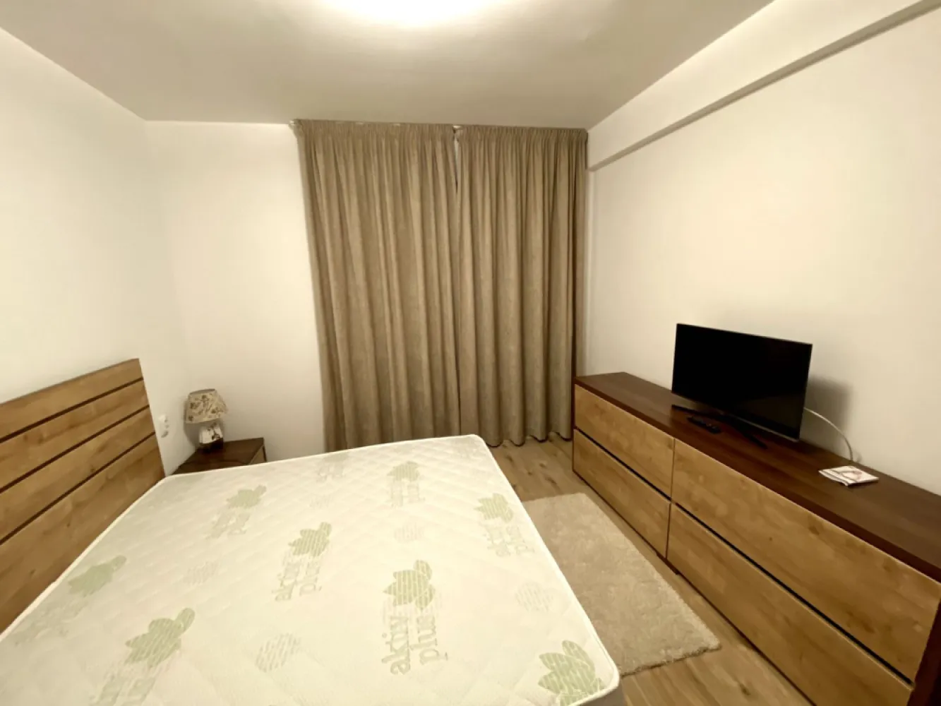 Apartament 2 camere de închiriat Greenfield Băneasa - Proprietar închiriez apartament cu 2 camere in cartier Greenfield Băneasa. Loc de parcare inclus in preț. Balcon închis + rulou exterior la geam