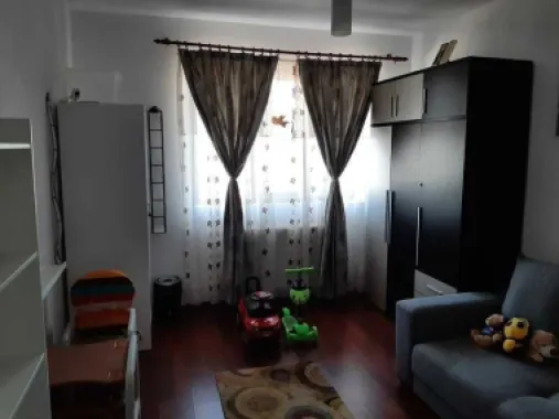Vand apartament 3 camere, decomandat, Popesti-Leordeni