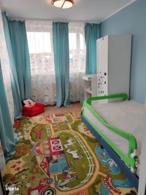 Proprietar vând vila P+E+M