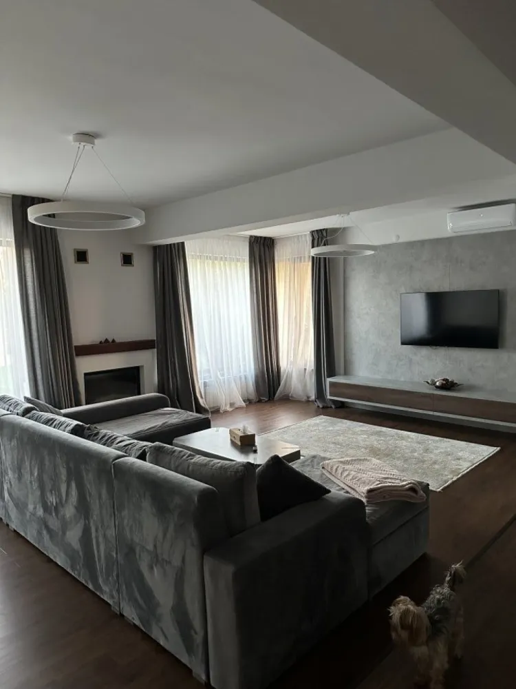 Casa /vila de vanzare - Militari zona Păcii