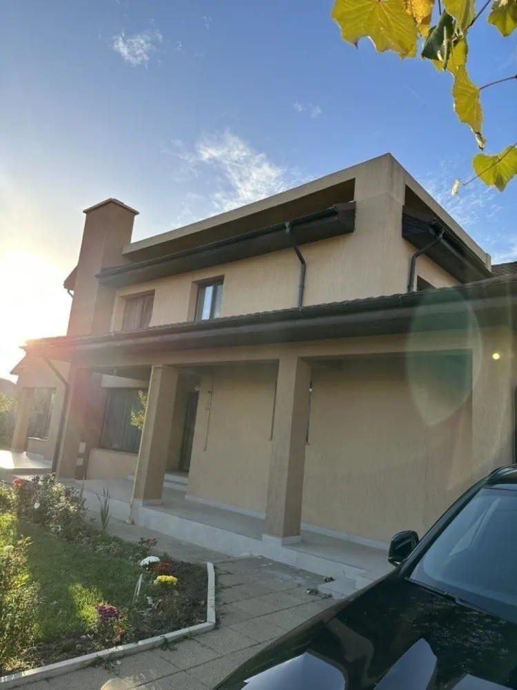 Casa /vila de vanzare - Militari zona Păcii