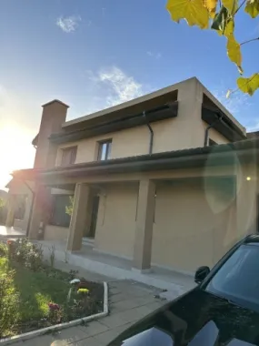 Casa /vila de vanzare - Militari zona Păcii