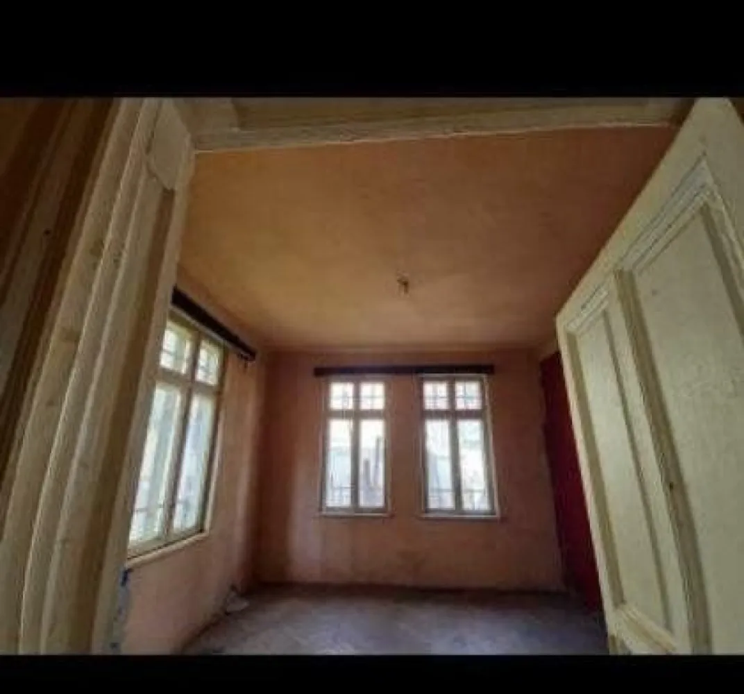 Vand 2case parter şi teren 985mp sau parteneriat construire zona Foişorul de Foc