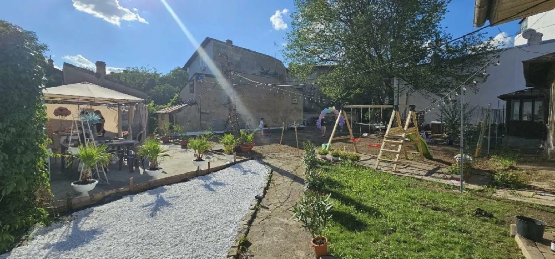 Vand 2case parter şi teren 985mp sau parteneriat construire zona Foişorul de Foc
