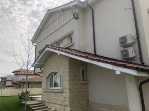 Casa individuala langa lacul Straulesti cu mutare imediata. Direct proprietar