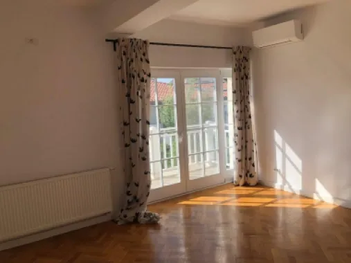 Casa individuala langa lacul Straulesti cu mutare imediata. Direct proprietar
