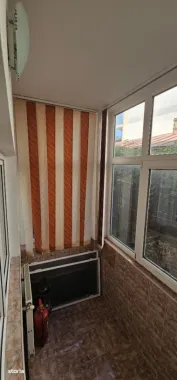 Vila P+1 Piața Muncii , strada Orzari, apartament cu 3 camere la Parer