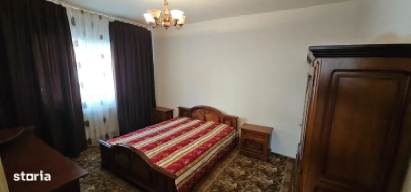 Vila P+1 Piața Muncii , strada Orzari, apartament cu 3 camere la Parer