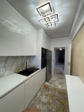 Casă 3 camere 2 băi și curte 75 mp finisată și mobilată lux