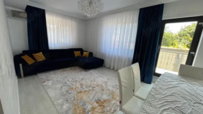 Casă 3 camere 2 băi și curte 75 mp finisată și mobilată lux