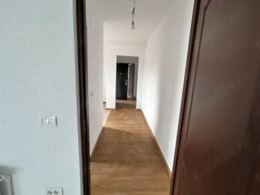 Vind casa singur curta nou o+1 , zona tei