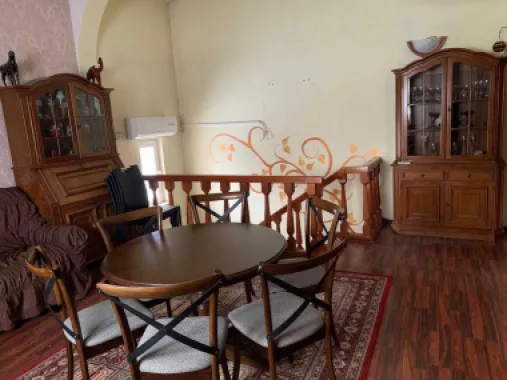 Vand casa curte + teren + SPATIU COMERCIAL