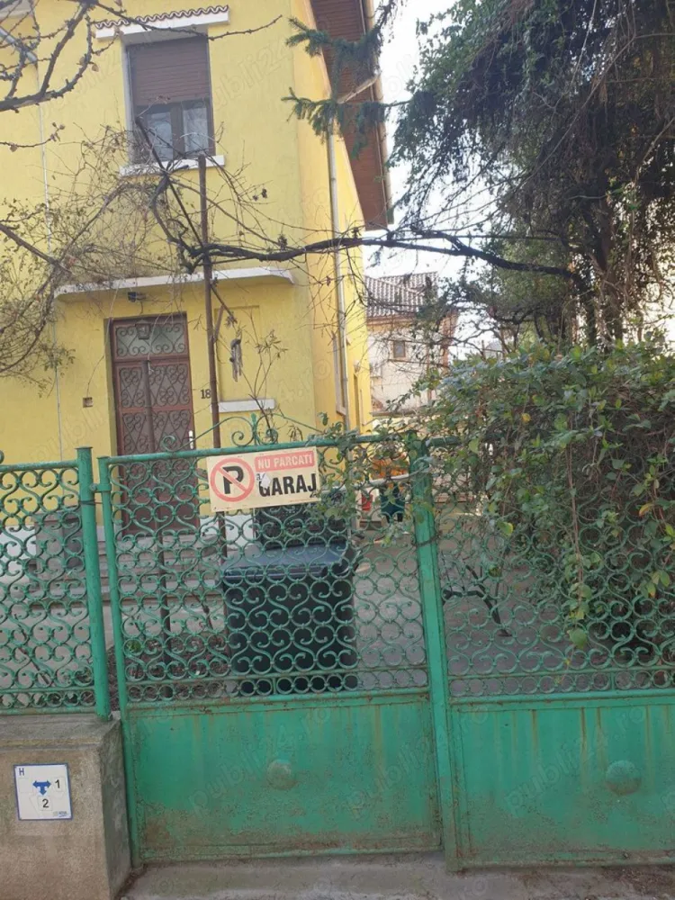 Vila duplex tip B in cartier Vatra Luminoasa - Proprietar vand vila 4 camere, pivnita si pod-mansarda cu suprafata construita 170 mp, teren 207mp in locatie linistita din cartierul Vatra Luminoasa, in apropiere de parcuri, Megamall, scoli.