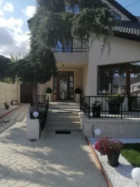 Vila unicat aproape de lac