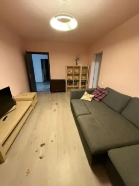 Apartament 4 camera Crangasi