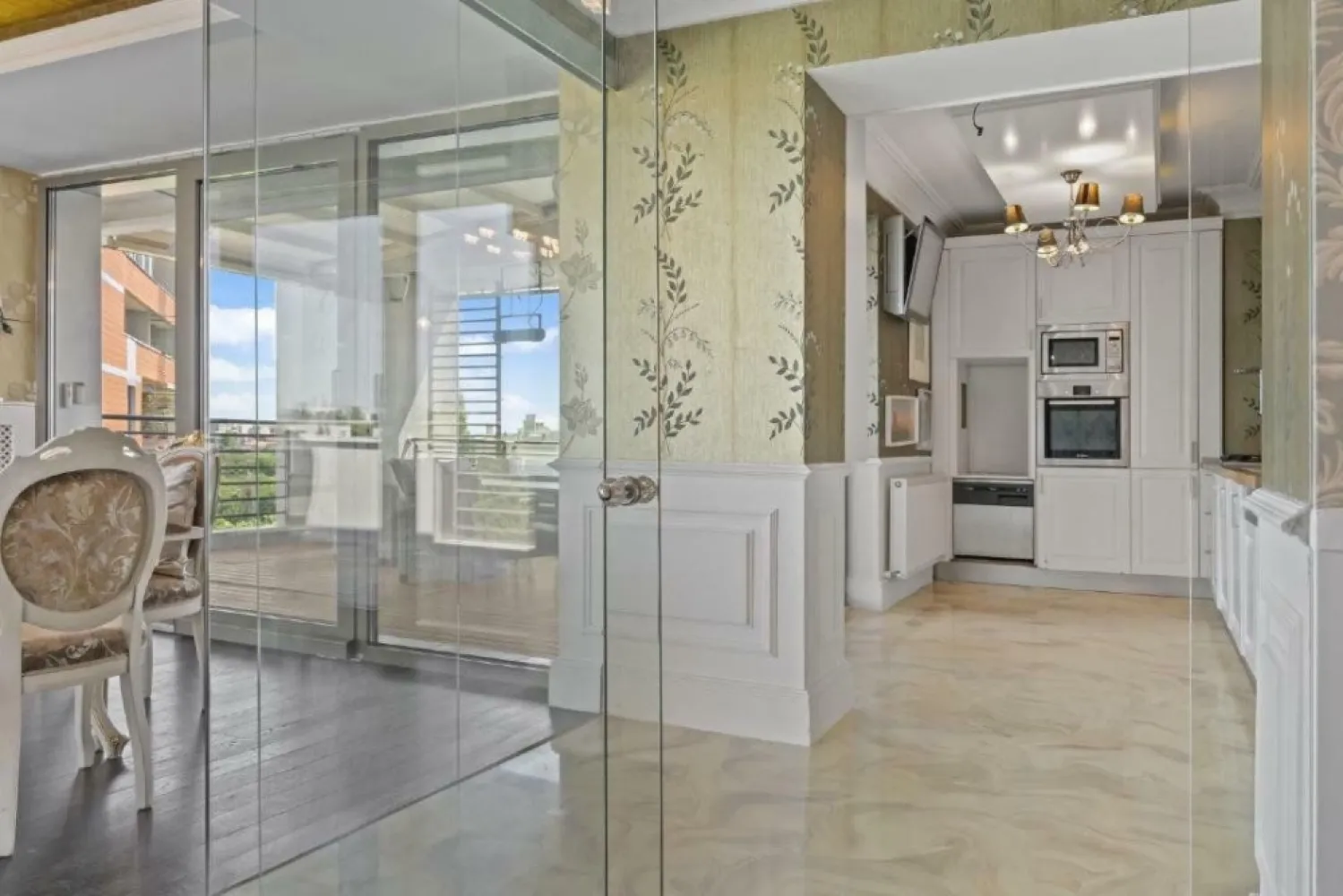4 Camere Green Lake Sisesti Penthouse