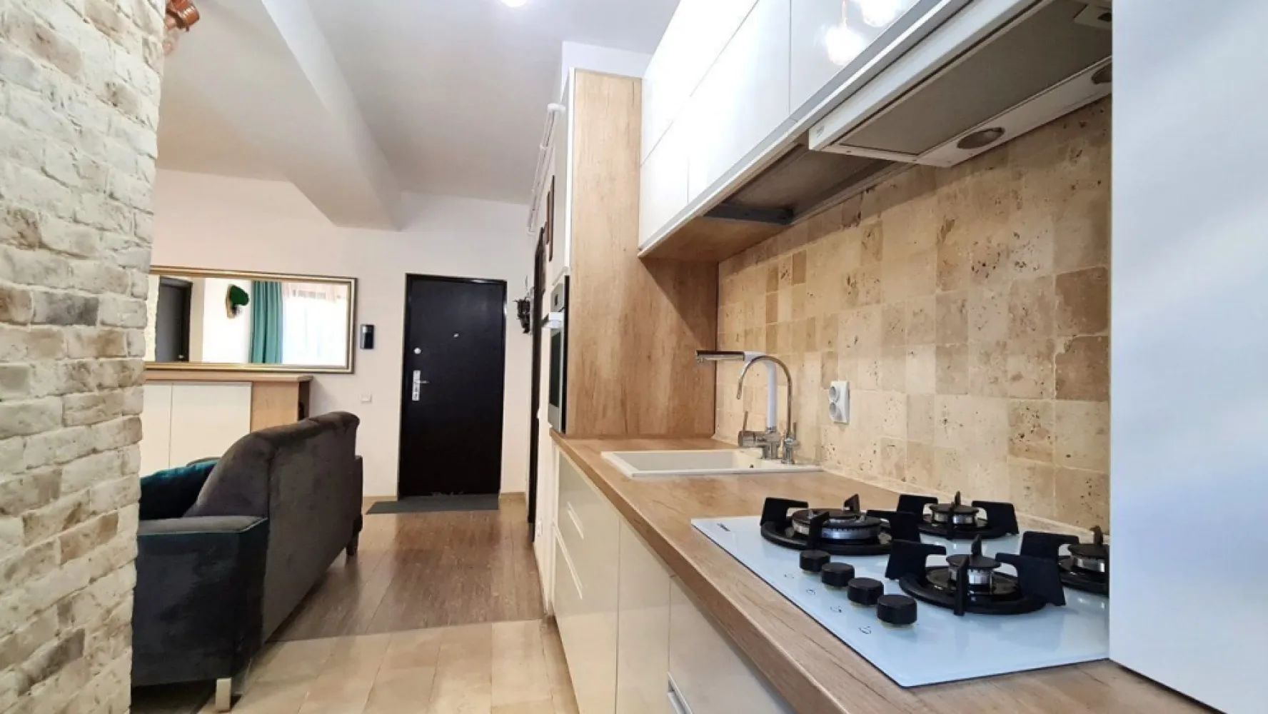 3 Camere Decebal - Bloc 2013 - Complet Renovat - Centrala Proprie