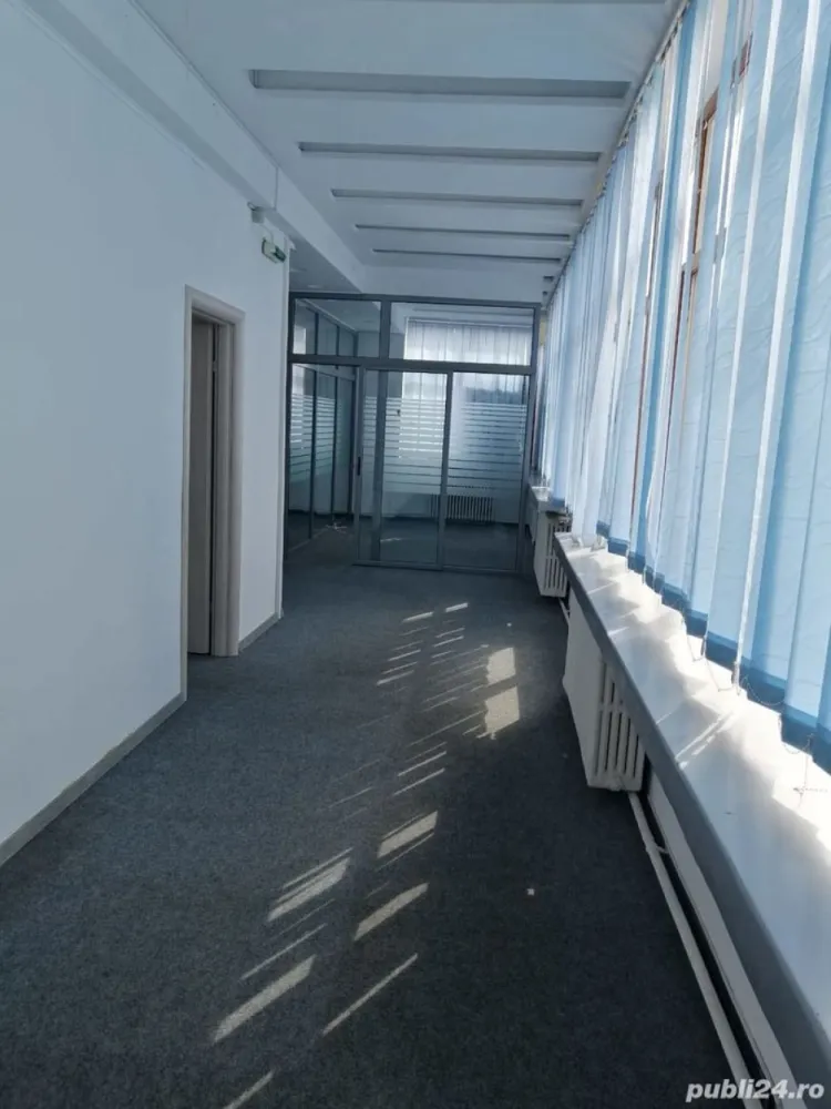 Spatiu birori ultracentral str. Negustori