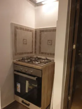 brasadas.com vinde apartament 4 camere Copou.