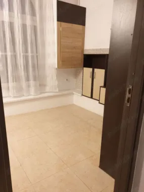 brasadas.com vinde apartament 4 camere Copou.