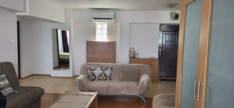 Vând apartament 2 camere ultracentral în Iași.