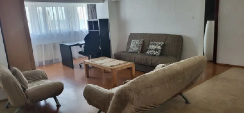 Vând apartament 2 camere ultracentral în Iași.