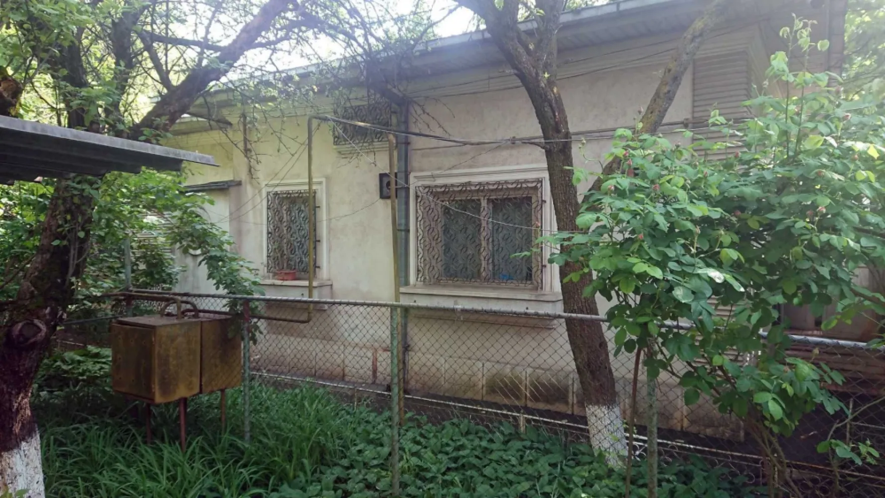 Vand casa tip vila, zona Copou