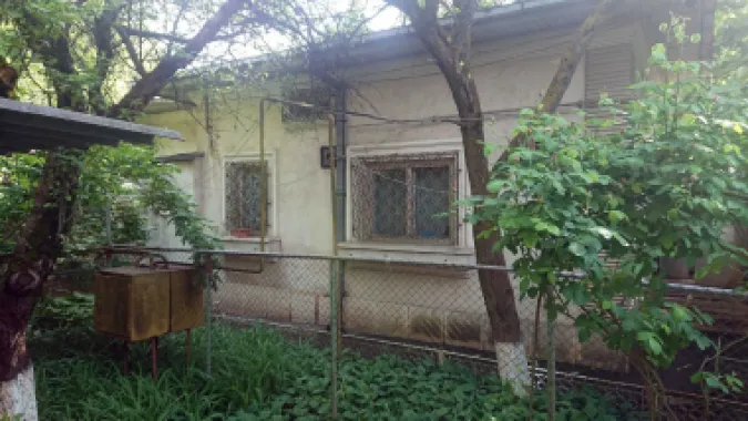 Vand casa tip vila, zona Copou