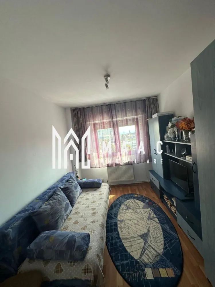 Apartament 3 camere | Etaj 3 | Balcon | Pivnita | V Aaron