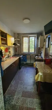 Apartament 4 camere decomandat Rahova