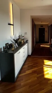 4 camere Bd Ferdinand 136 mp, 3 grupuri sanitare, 2 terase,