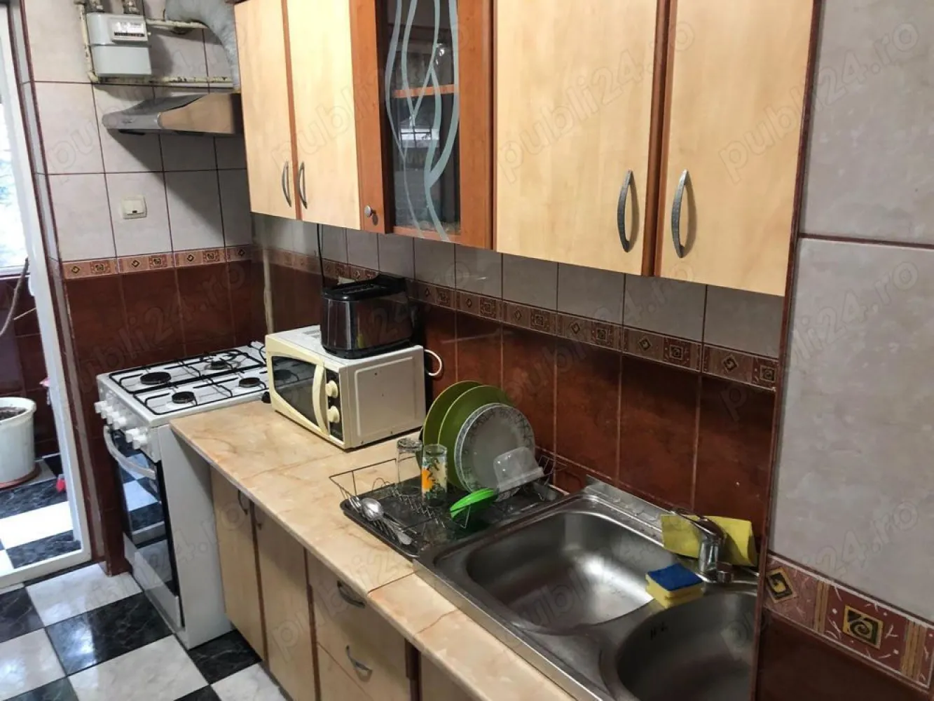 apartament 4 camere