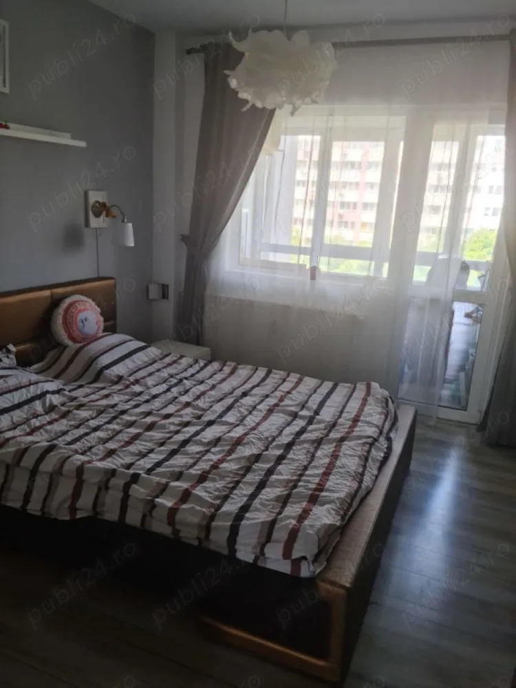 Vânzare apartament 4 camere Militari Veteranilor