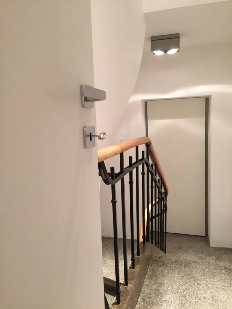 Str Belgrad, Capitale, Ap. tip duplex, 221mp: 122mp Hochparterre + 99mp Demisol