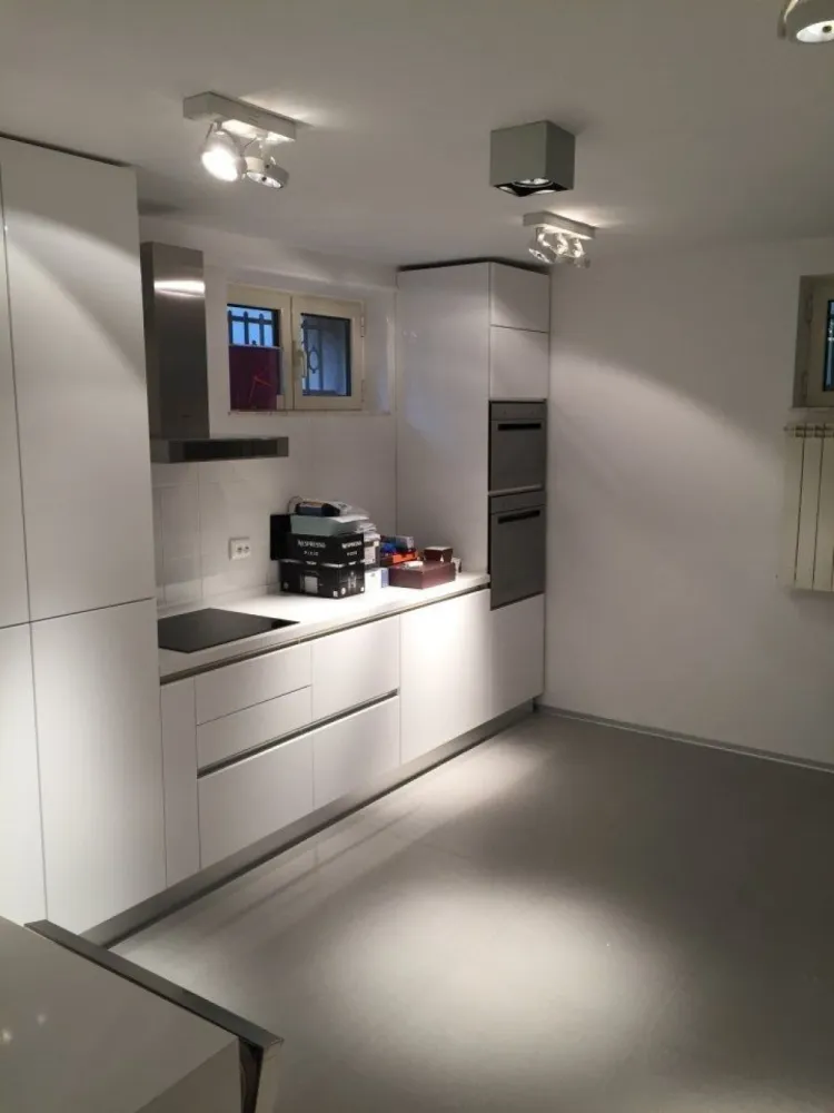 Str Belgrad, Capitale, Ap. tip duplex, 221mp: 122mp Hochparterre + 99mp Demisol