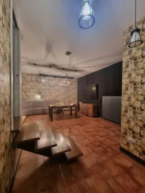 Apartament 6 camere, gradina privata