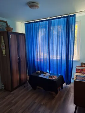 Vand ap 4 decomandat Sector 4 Straja -Drumul Gazarului-Bd. Brancoveanu