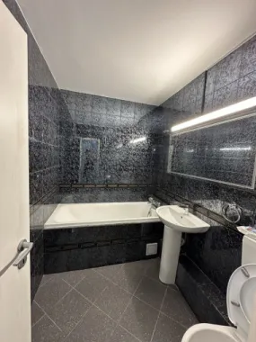 Vand apartament 4 camere Drumul Taberei