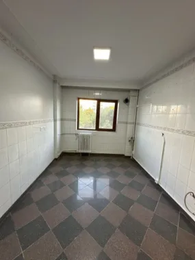 Vand apartament 4 camere Drumul Taberei